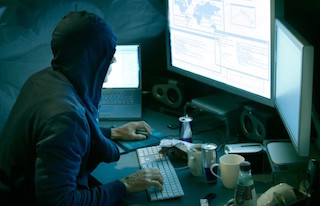 Attacco hacker al sito del Comune di Massa Lubrense