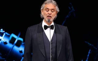 Andrea Bocelli a Sorrento per un concerto sulla Silver Spirit