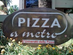 Assegnato il marchio “Pizza a metro” all’omonimo ristorante di Vico Equense