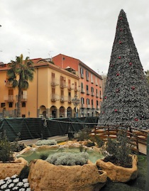 A Sant’Agnello addobbi destinati ad essere riciclati