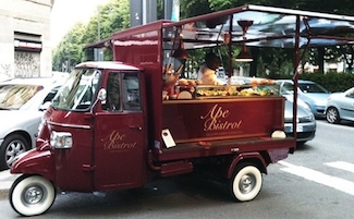 Al Centro Direzionale di Napoli l’International Street Food