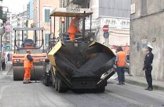 Piano di Sorrento. Da oggi si lavora per rifare l’asfalto a via Mortora San Liborio, il dispositivo traffico