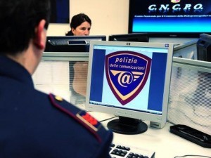 Chiede video hot via web, allarme pedofilia in costiera