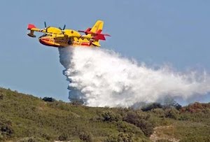 Il Faito ancora ostaggio delle fiamme