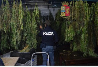 Droga, arrestato 40enne originario di Vico Equense – foto e video –