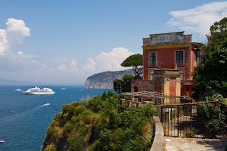 Taglio di alberi a Sorrento, nuova denuncia del Wwf