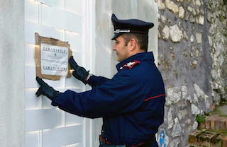 Abusi edilizi, 4 ville sequestrate dai carabinieri a Capri