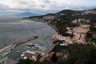 Barca di 13 metri affonda a Marina della Lobra di Massa Lubrense