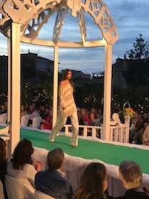 Grande successo per la sfilata di moda di Daniela Danesi a Villa Fiorentino