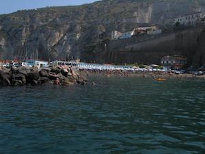 Scatta il divieto di balneazione per la spiaggia del Purgatorio a Meta