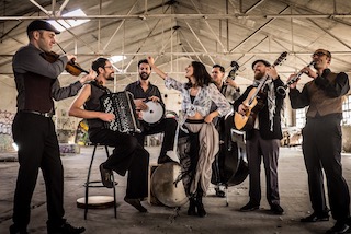 A Sorrento la Barcellona Gypsy Balcan Orchestra