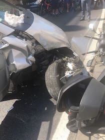 Sorrento: Incidente lungo via Capo, due feriti. Il video dello schianto