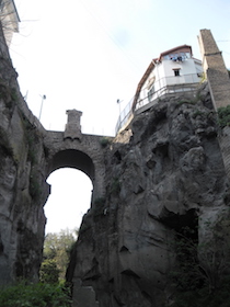 Al comprensivo Sorrento la mostra sui Valloni della costiera