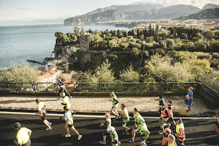 Domenica la maratona Sorrento-Positano, le strade interessate