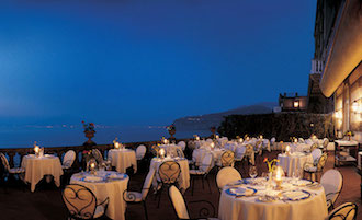 Mostra dedicata al mare al ristorante stellato Terrazza Bosquet dell’Excelsior Vittoria di Sorrento