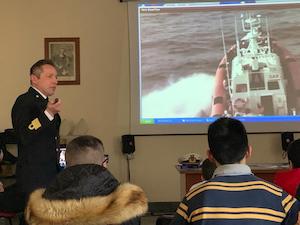 La Guardia Costiera incontra i ragazzi del “Bartolo Longo” di Pompei