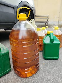 Domenica ecologica a Sorrento, raccolti mille litri di olio esausto