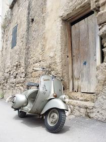 Nel weekend una marea di Vespa invaderà Sorrento e Capri