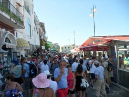 Contagi sull’isola Covid free di Capri, si tracciano i contatti