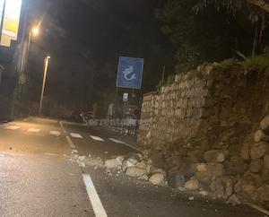 Frana sulla Sorrento-Massa Lubrense, rischio viabilità