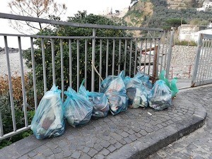 raccolta-rifiuti-spiaggia-seiano-2