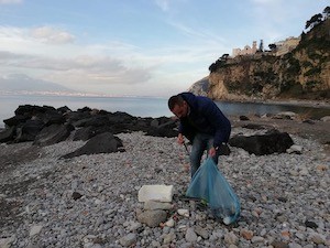 raccolta-rifiuti-spiaggia-seiano