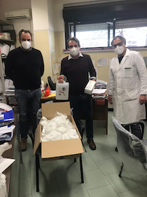 Raccolta fondi online, mascherine e camici all’ospedale di Sorrento