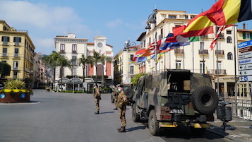 De Luca: L’esercito per controlli nelle strade della movida