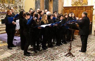 Da Sorrento l’omaggio alle mamme al tempo del Covid – video –