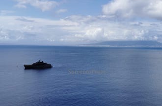 Si rivedono yacht di lusso nel golfo di Napoli: Segnale di ripresa