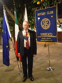 Alfredo Ciccodicola nuovo presidente Rotary Club Sorrento – il direttivo –