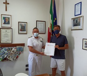 Il comandante Arma in visita alla Capitaneria di Castellammare