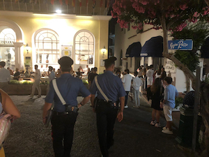 Capri, controlli dei carabinieri per la movida e la sicurezza in mare