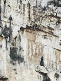 Rocciatori all’opera per riaprire via Capo a Sorrento