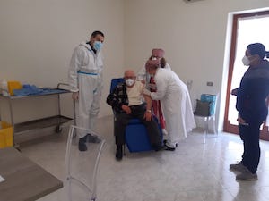 Vaccinazione in costiera sorrentina: Rispettate gli appuntamenti