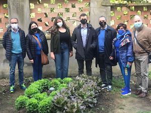 Giornata della terra, bambini piantano alberi a Sorrento