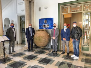 Esposto alla Villa Fiorentino di Sorrento il dolio ritrovato durante i lavori per la metanizzazione