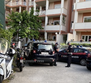 Ragazzino morto cadendo dal balcone a Sorrento, si propende per il suicidio