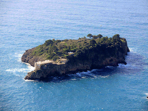 Massa Lubrense. Venduta l’Isca l’isola di Eduardo De Filippo