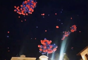 Inaugurazione delle Giornate di Cinema di Sorrento con lancio di palloncini, attacco del Wwf
