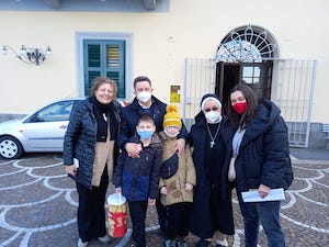Famiglia ucraina ospitata a Sant’Agnello grazie al Comune