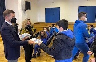 Pericoli della rete, prosegue la campagna nelle scuole di Sorrento