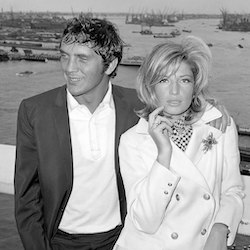 "Modesty Blaise" film van Amerikaan Joseph Losey. Filmopnamen te Amsterdam. Monica Vitti en tegenspeler Terence Stamp.*12 juli 1965