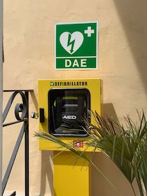 Un defibrillatore per la chiesa di Priora a Sorrento