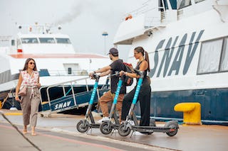 Intesa Snav-Helbiz: sconti per chi sceglie la mobilità sostenibile