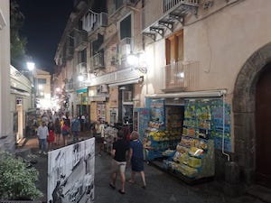 Allarme blackout nel centro storico di Sorrento