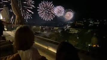 Lo spettacolo dei fuochi di Ferragosto a Sorrento – video –