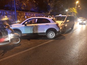 Ubriaca alla guida coinvolta in incidente a Sorrento, denunciata