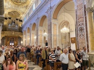 cattedrale-sorrento-messa-regina