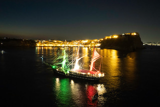 A Sorrento arriva Nave Palinuro della Marina Militare